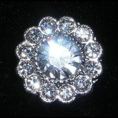 #14916 - Center Stone Daisy Button 11/16" (Limited Supply)