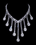 #16982 - Dripping Rhinestone Necklace